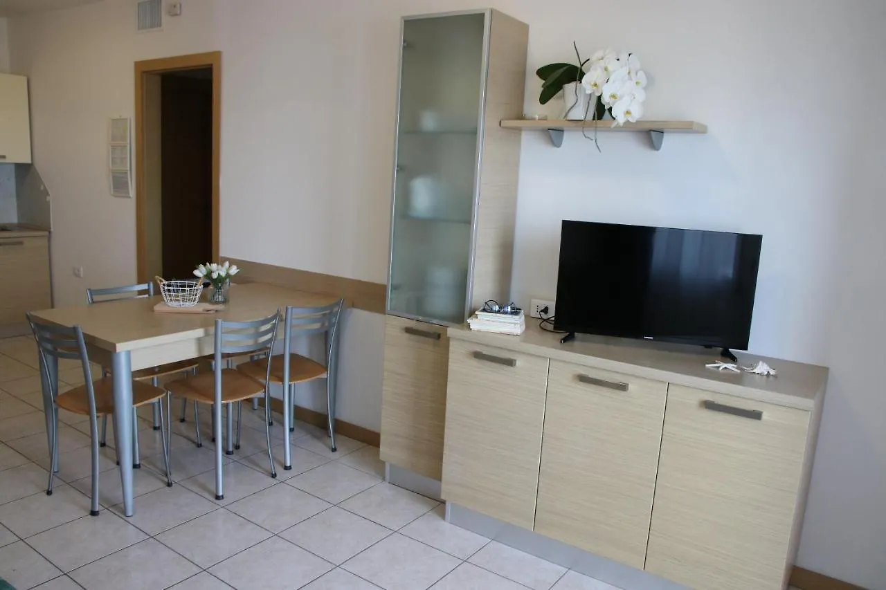 *** Aparthotel Residence Capinera Sottomarina Italy